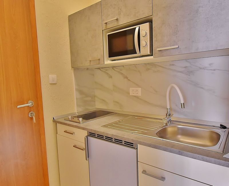 ferienzimmer-kroatien-kvarner-bucht-inseln-insel-rab-mit-bootsliegeplatz-bootssteg-boje-10501_7035_20170508183743_norm (800x600)-large ferienzimmer-kroatien-kvarner-bucht-inseln-insel-rab-mit-bootsliegeplatz-bootssteg-boje-10501_7035_20170508183743_norm (800x600)-large